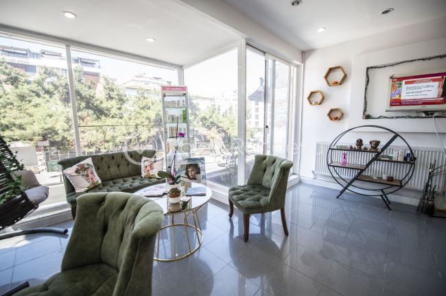 WomanArt Beauty Studio resim 1