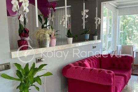 Genart Beauty resim 1
