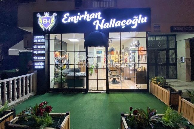 Saloon Emirhan Hallaçoğlu resim 1