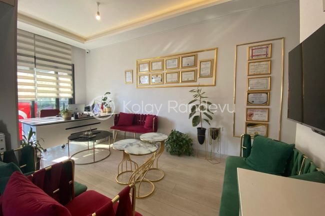 Glamoury Beauty resim 1
