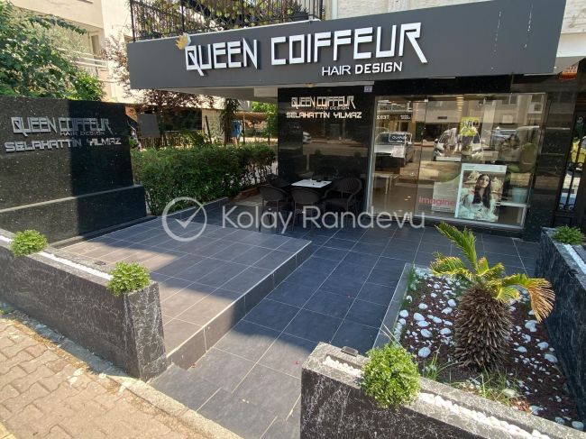 Queen Coiffeur resim 1