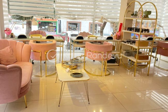 Buse Beauty & Nail Studio resim 1