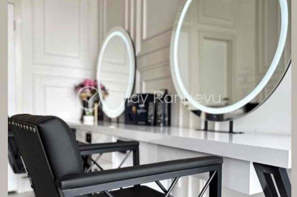 The Royal Beauty Center resim 1