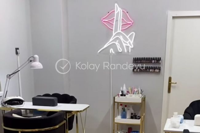 Ceren Aslan Nail & Beauty Studio resim 1