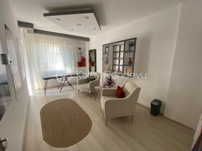Enes Özaltay Beauty Hair Studio resim 1
