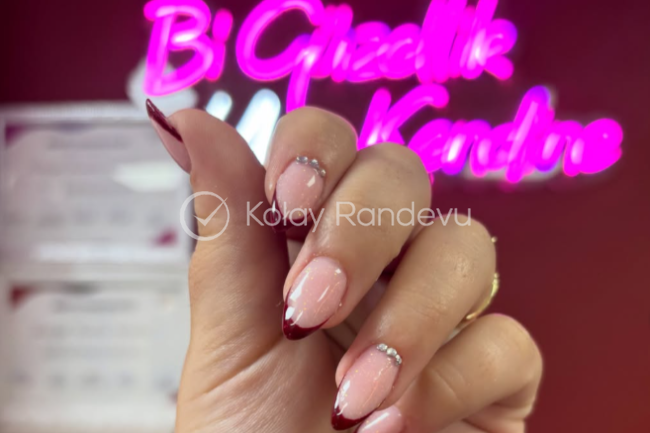 Bendegül Make Up & Hair Studio resim 1