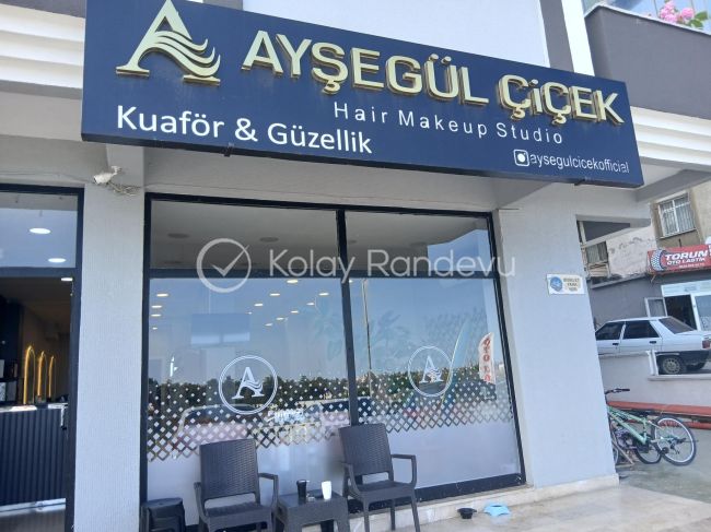 Ayşegül Çiçek Hair Make Up Studio resim 1