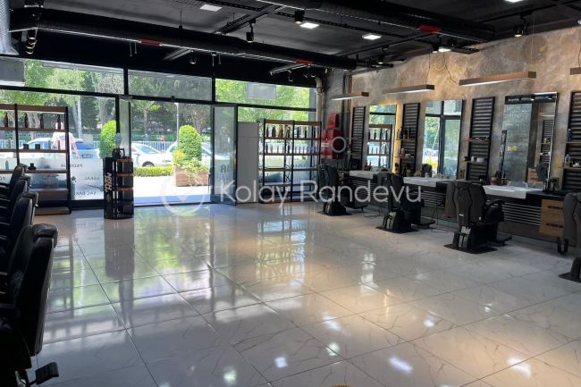 Vanguard Hair Studio - Bay ve Bayan Güzellik Salonu resim 1