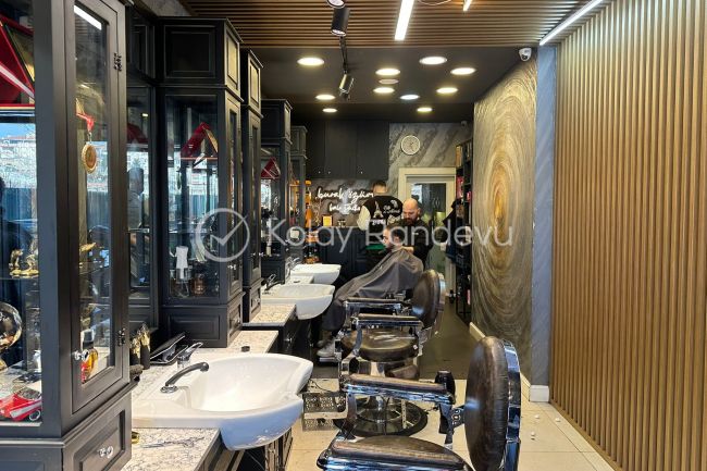 Burak Özüm Hair Studio resim 1