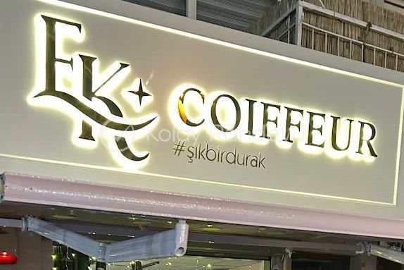 E.K Coiffeur resim 1