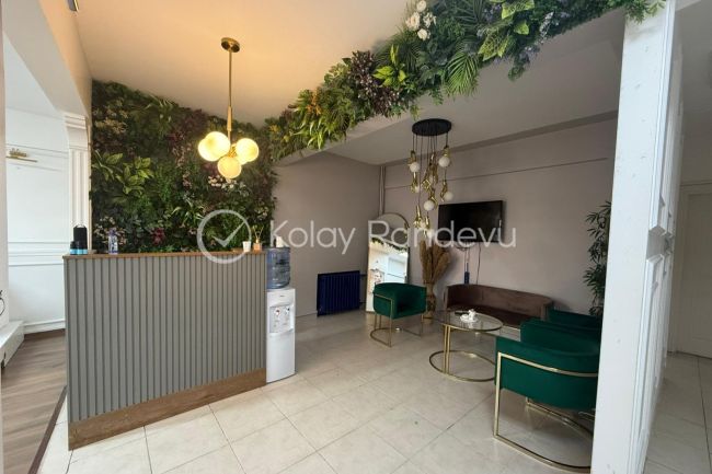 Esin Akgündüz Beauty resim 1