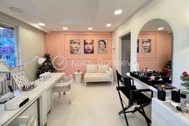 Yasemin Genel Makeup Studio resim 1