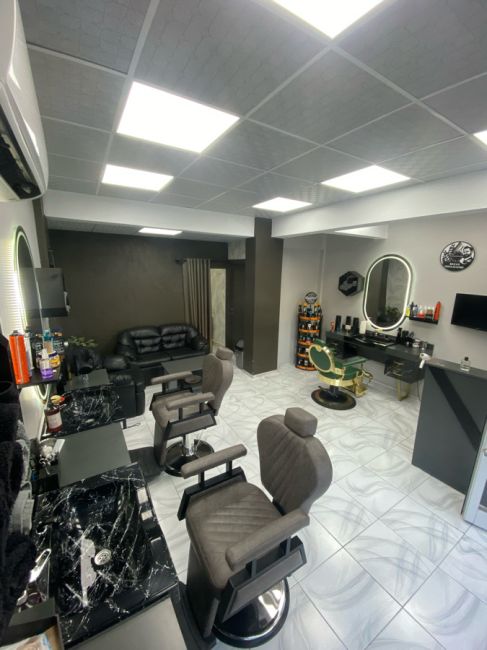 Rezan Azrak Hair Stylist resim 1