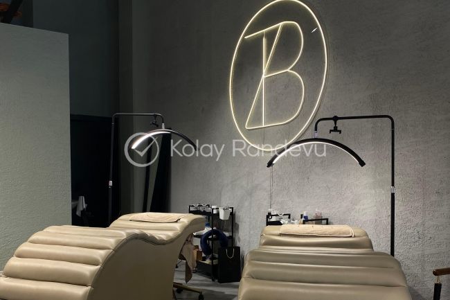 ZB Nail Studio resim 1