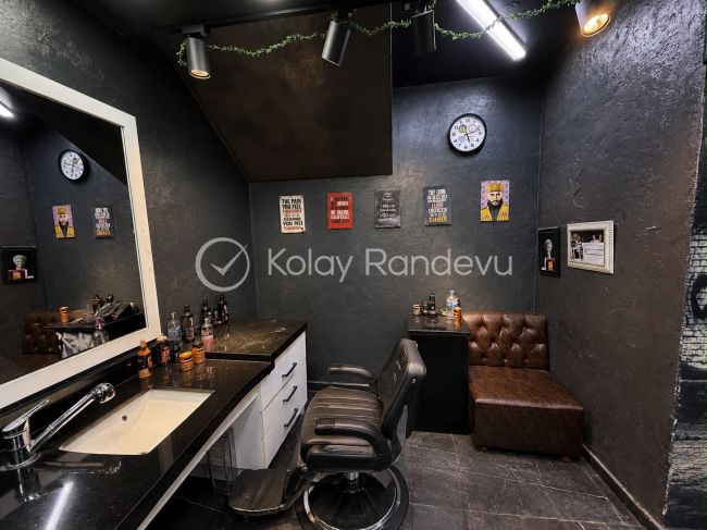 Emre Kalkan Hair Studio resim 1