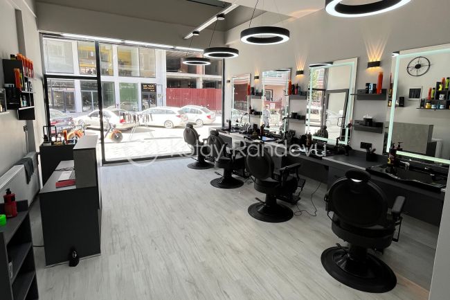 Kamil Türkeri Barber Lounge resim 1