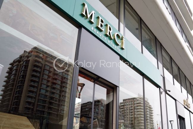 Merci Beauty Studio Yedimavi resim 1